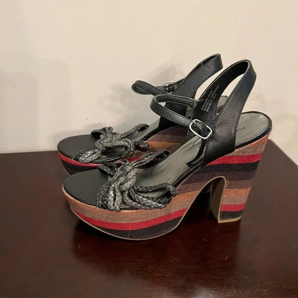 Madden Girl Multicolored Boho Wedges Sz 8.5